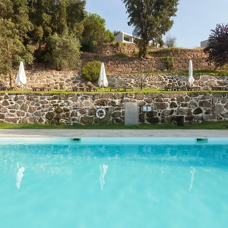 Douro Palace & Santa Cruz do Douro