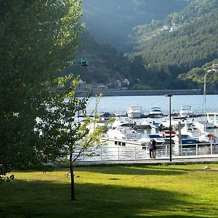 ホテル Douro Palace & Santa Cruz do Douro