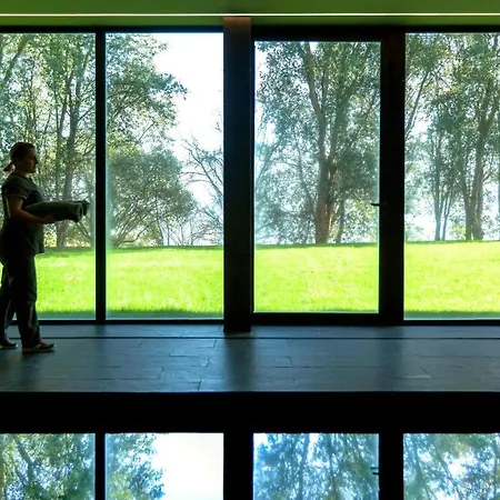 Douro Palace & Santa Cruz do Douro