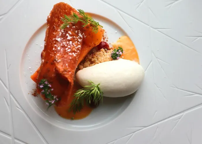 Douro Palace & Santa Cruz do Douro